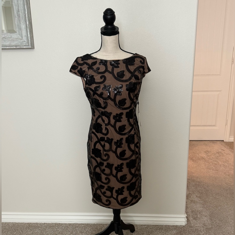 Beautiful evening dress!! NWT!